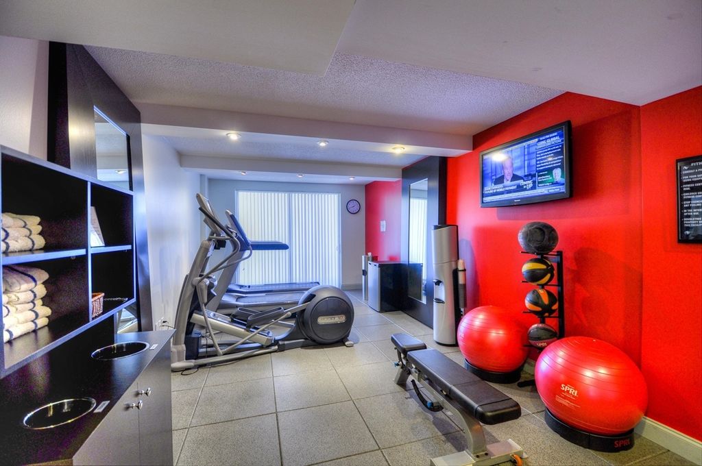 Doubletree By Hilton Hotel Raleigh - Brownstone - University Facilidades foto